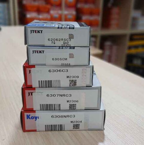 کیت بلبرینگ گیربکس نیسان ژاپن اصلی کویو کیت بلبرینگ گیربکس نیسان ژاپن اصلی کویو